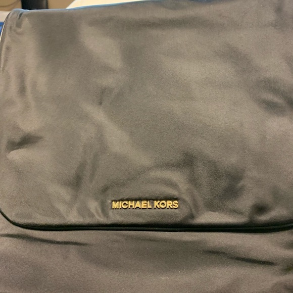 Handbag - Picture 2 of 4